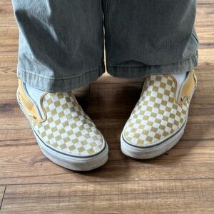 VANS OFF THE WALL CLASSIC SLIP ON YELLOW CHECK SNEAKERS MENS - Size 11 US